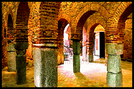 Interior de la mezquita de Almonaster la Real.
