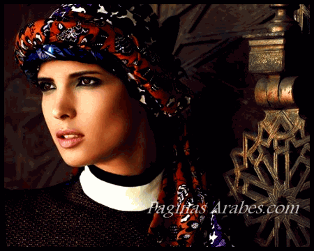 Hanaa ben Abdesslem creció en Túnez, donde ser modelo no se consideraba una profesión.
