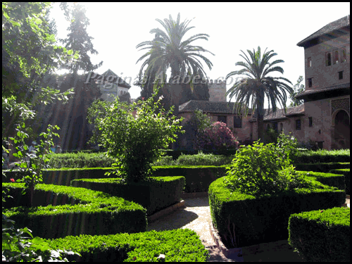 Arquitectura: Al Hamra en Granada - España (jardin)